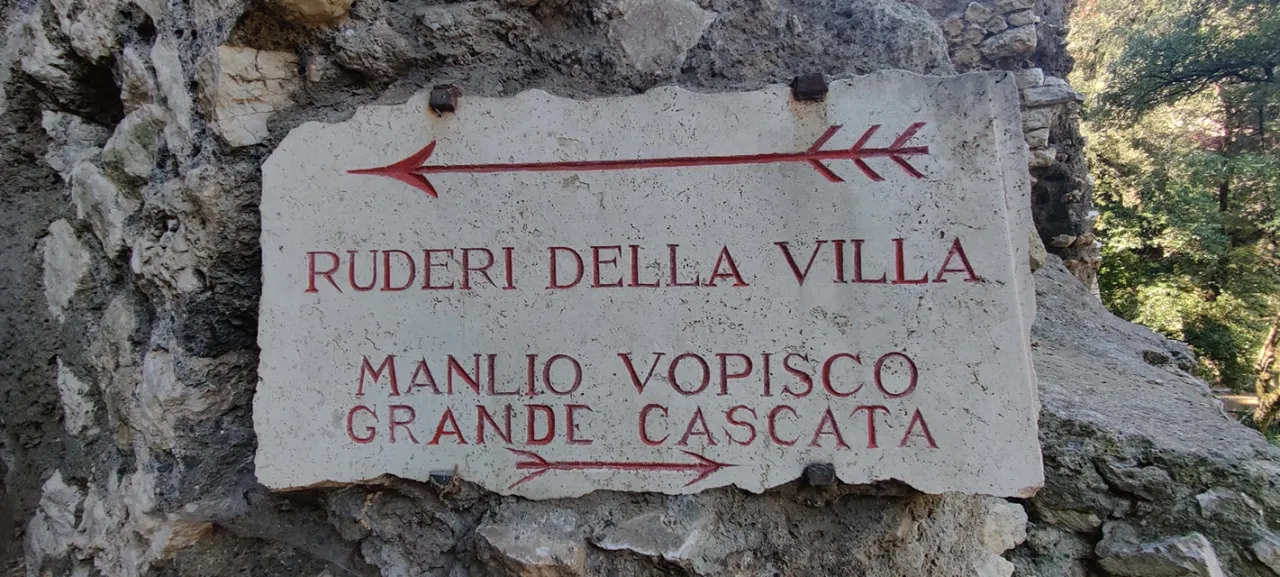 Villa Gregoriana: un viaggio tra natura, storia e meraviglia - Image 11