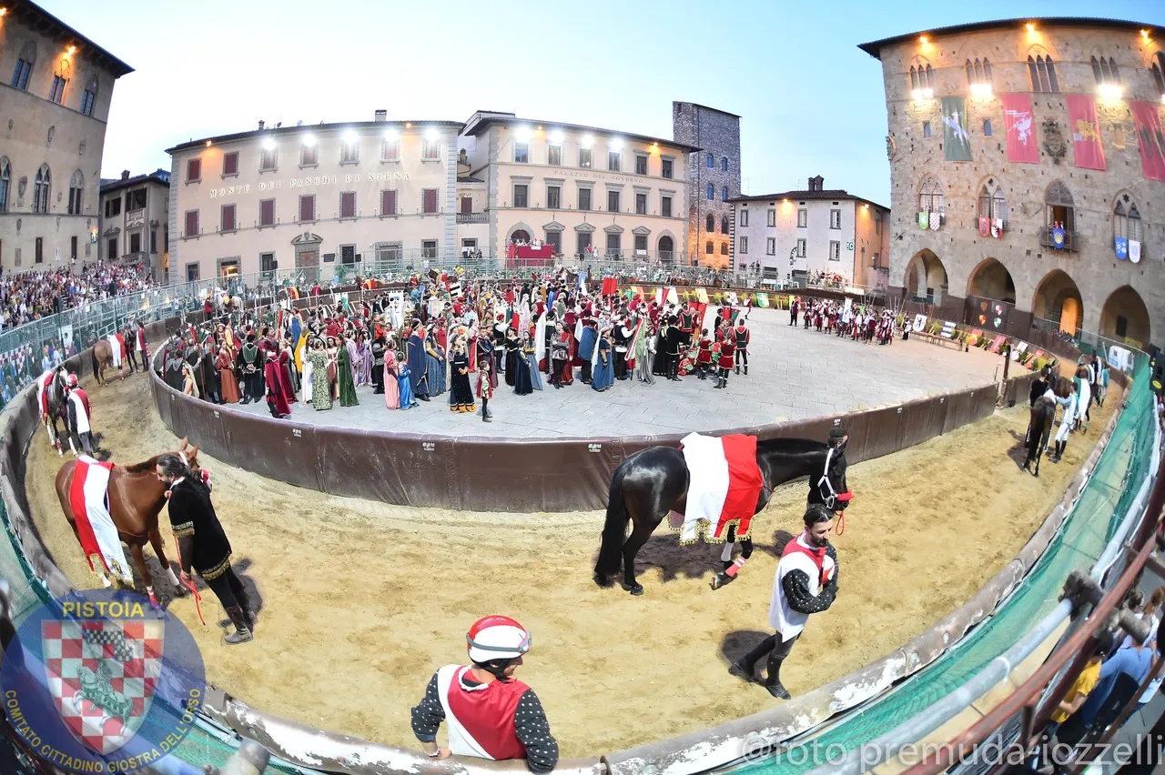 “Pistoia cavalleresca: tour della Giostra dell’Orso” - Image 2