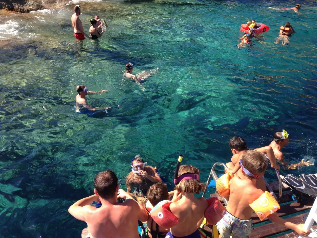 Le meravigliose calette dell'Argentario in catamarano - Image 1