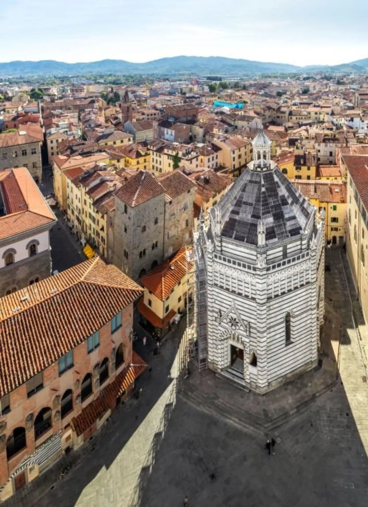  Delights and Gourmets Tour in Pistoia - Image 1