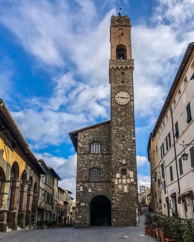 Scopri il Brunello di Montalcino con un Tour Privato