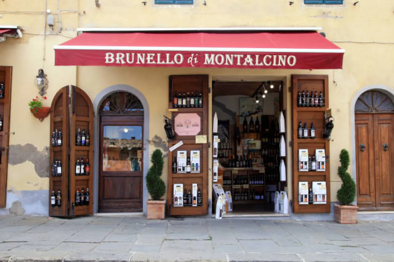 Discover Brunello di Montalcino with a Private Tour - Image 3