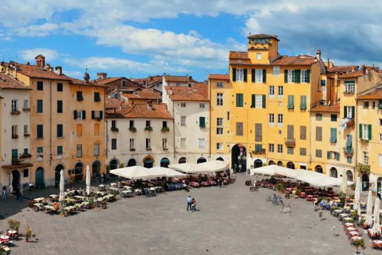 Private Tour of Pisa & Lucca: History, Art, and Tuscan Villages - Image 1