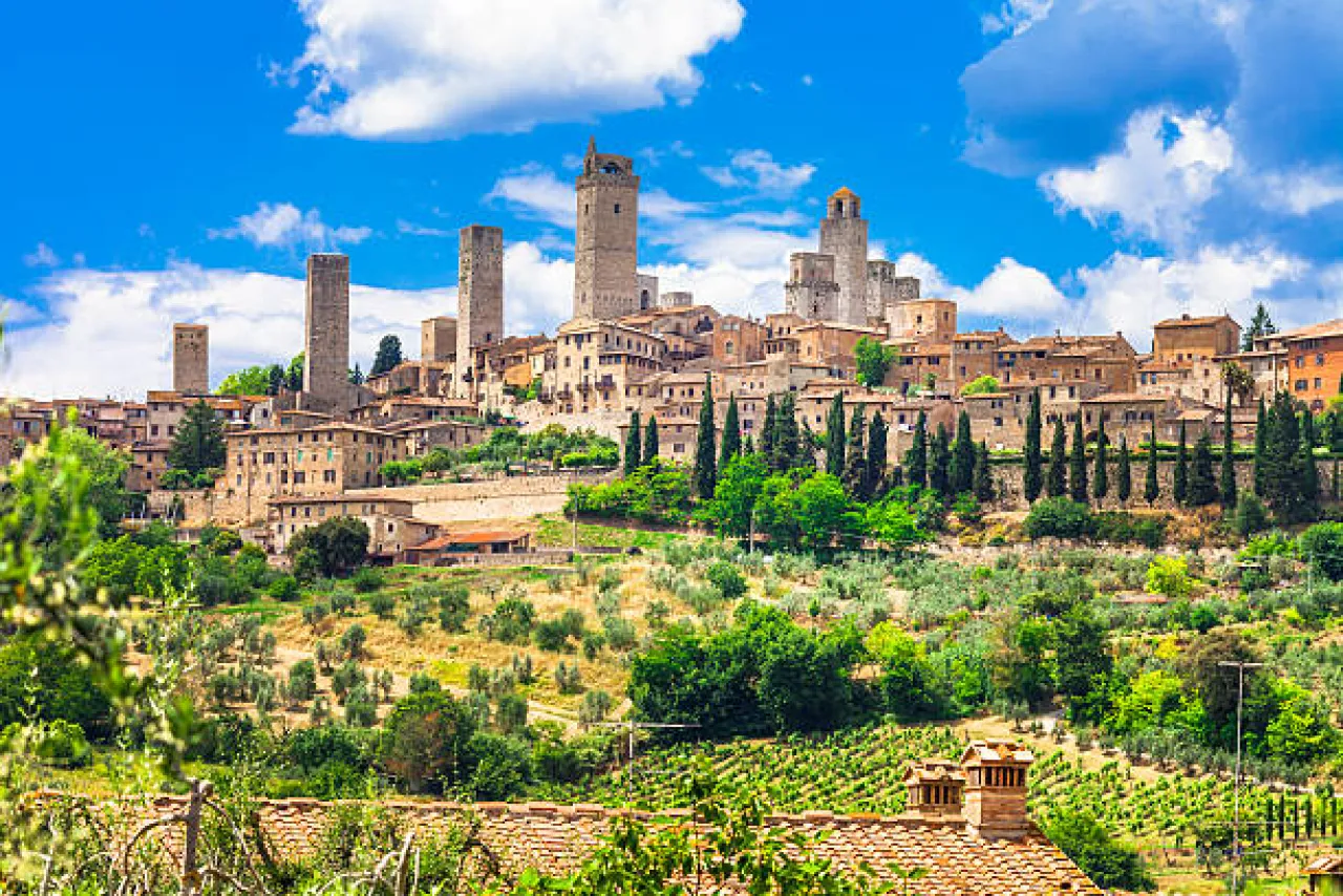 Discover San Gimignano, Siena, and Chianti with a Private Tour - Image 5