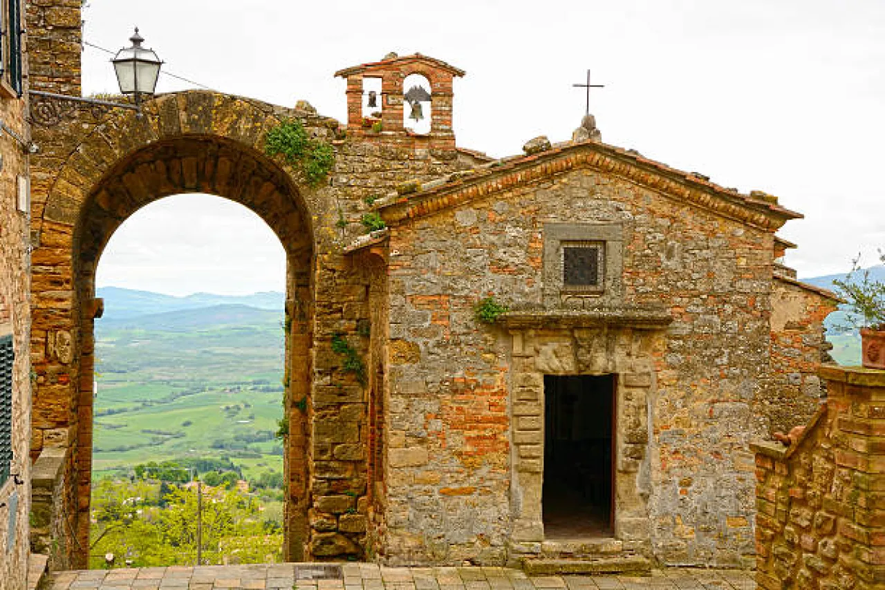 Volterra: land of knowledge and flavors - Image 2