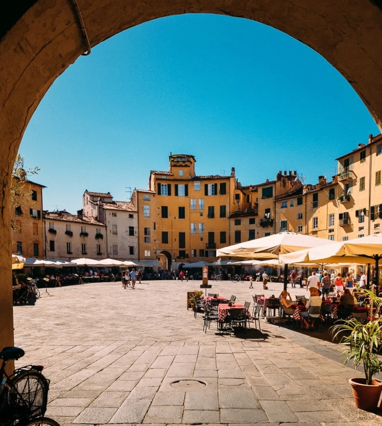 Private Tour of Pisa & Lucca: History, Art, and Tuscan Villages - Image 6