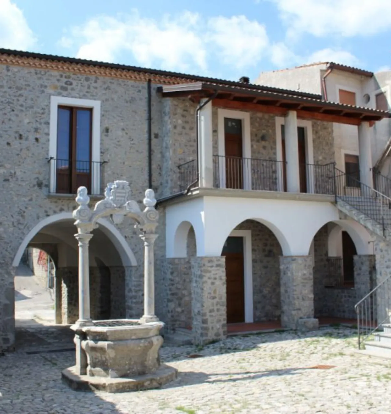 Tortorella Aperiborgo