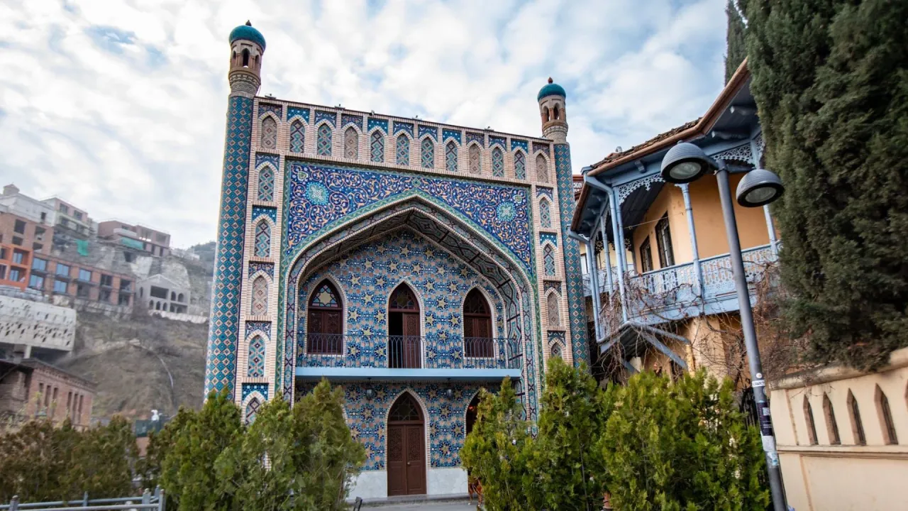 Tbilisi Privata: tra terme storiche, cultura e sapori della Georgia - Image 1
