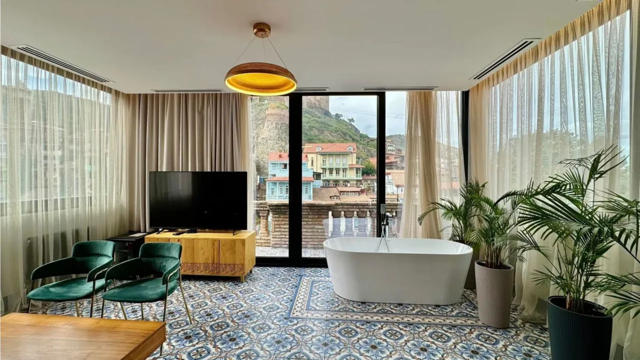 Tbilisi Privata: tra terme storiche, cultura e sapori della Georgia - Image 5